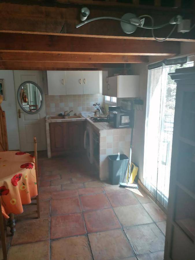 Maison campagnarde Aups Esterno foto